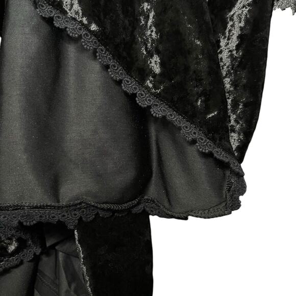 Crushed Black Velvet Corseted Gothic Dress Black Eyelet Trim Torrid Size 1 ~ 1X - Picture 7 of 14